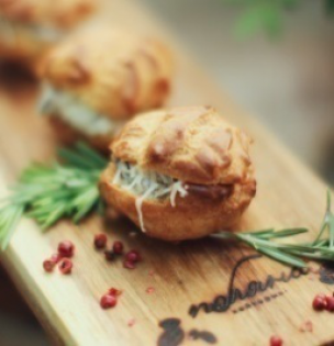 profitroli-cheese